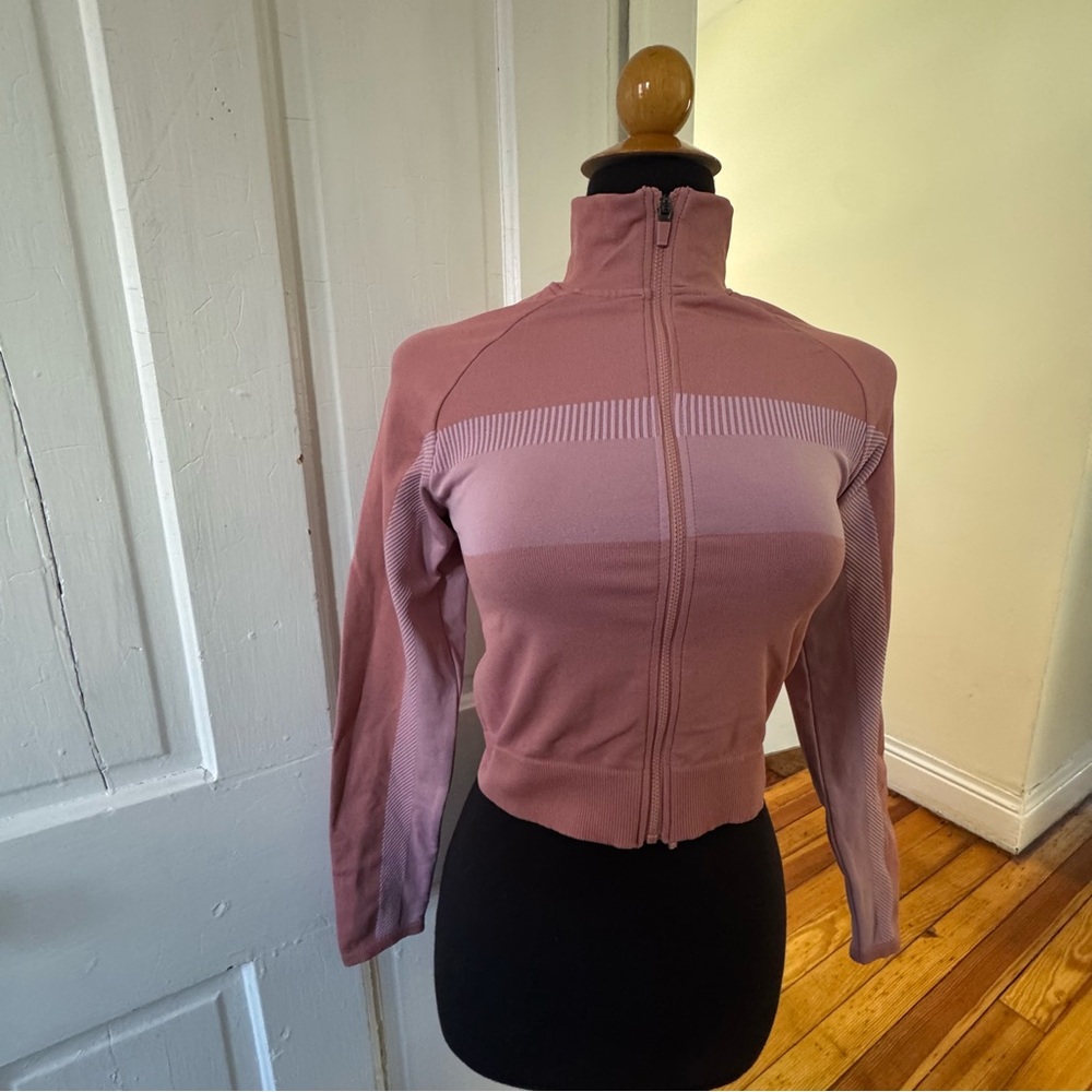 Fabletics cropped jacket